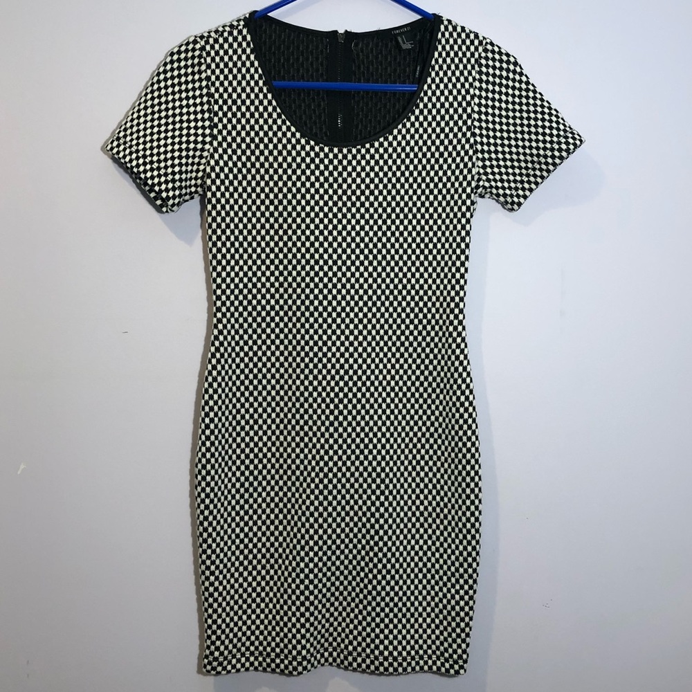 2 for 20‼️ Forever21 checkered mini dress